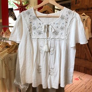 White cotton lace embroidered boho crop top tunic